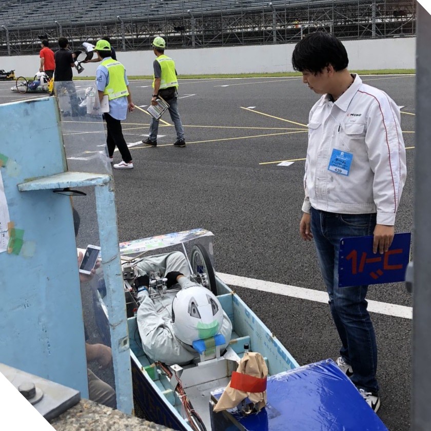 待機エリア1日目